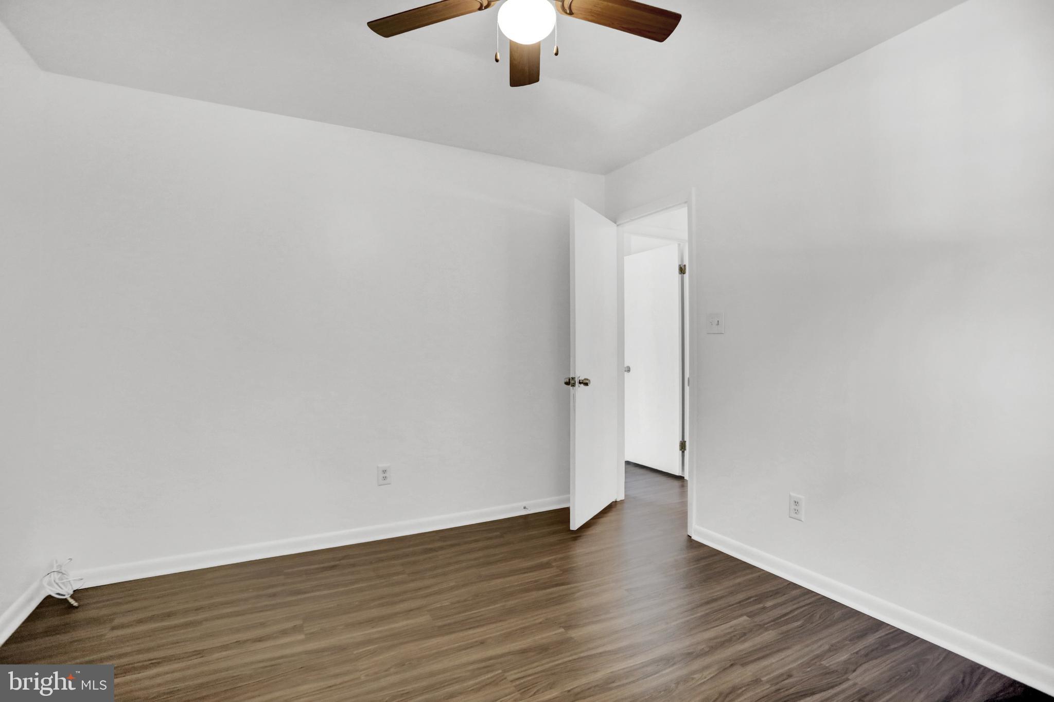 MCCORMICK WOODS - Residential