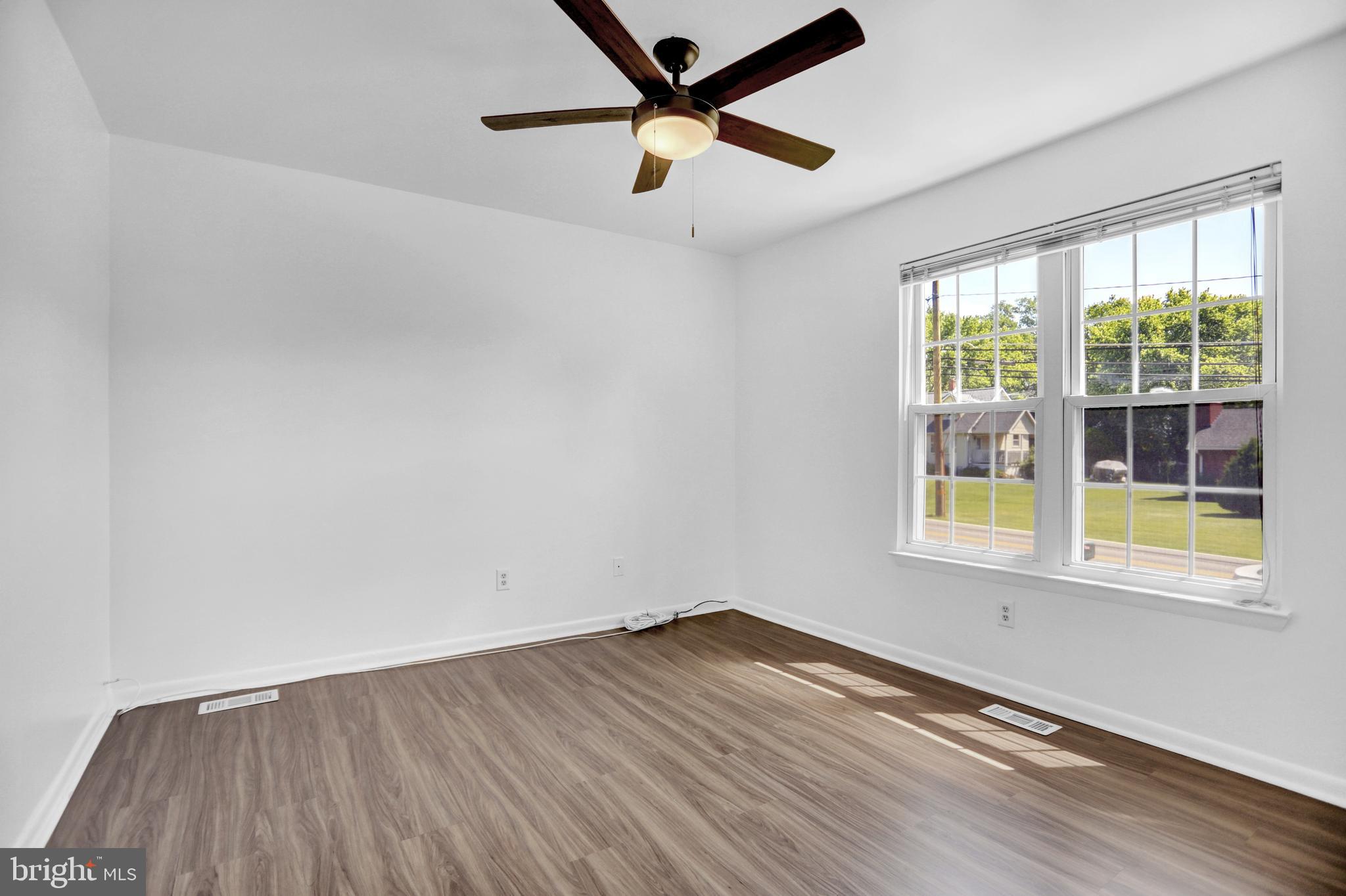 MCCORMICK WOODS - Residential
