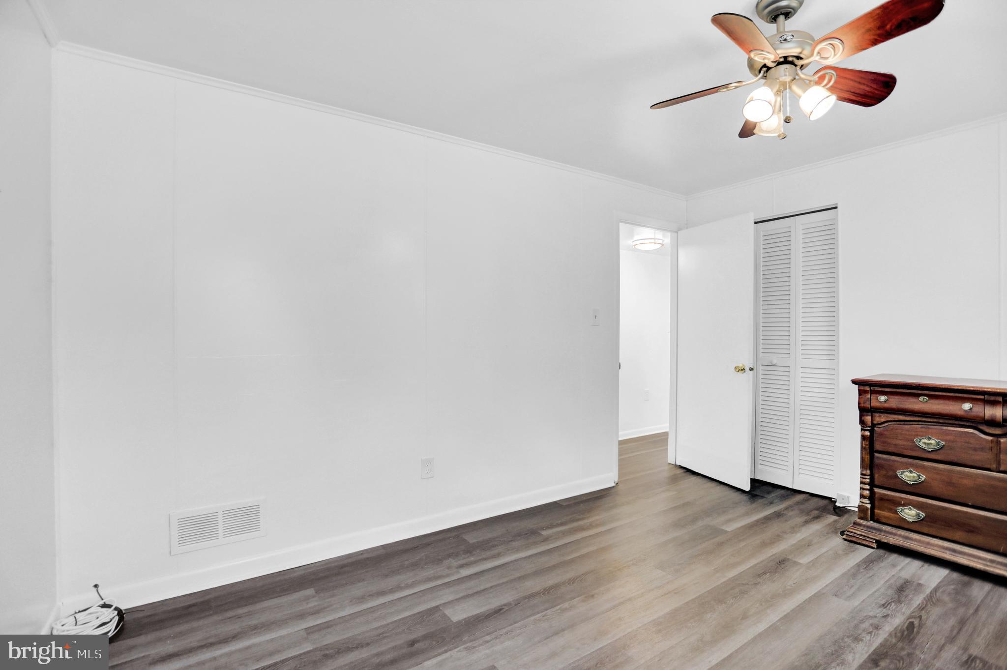 MCCORMICK WOODS - Residential
