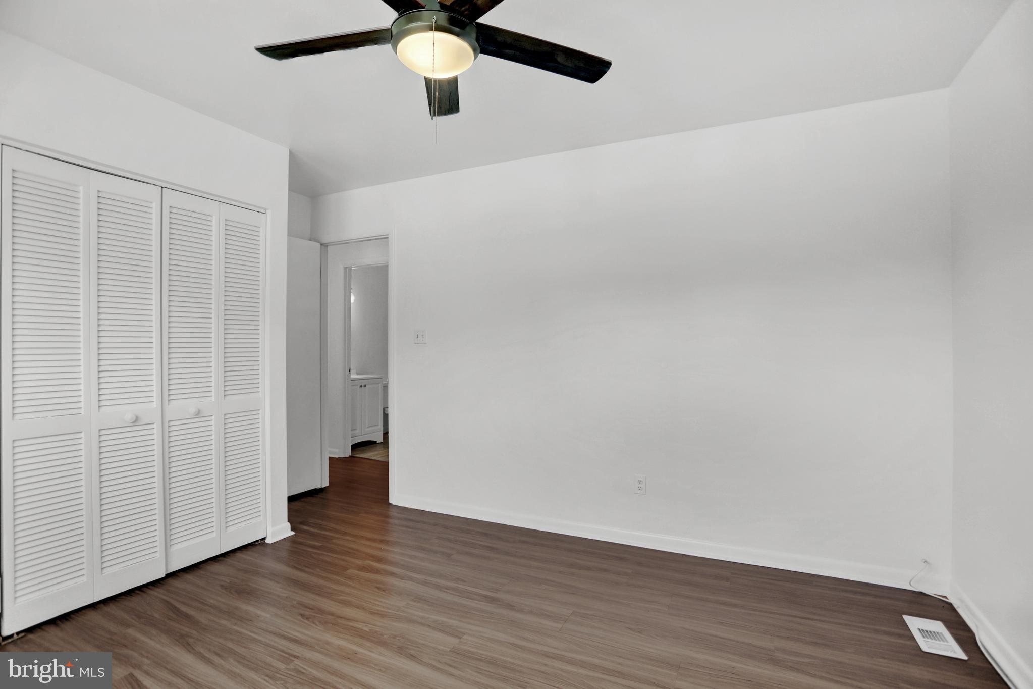 MCCORMICK WOODS - Residential