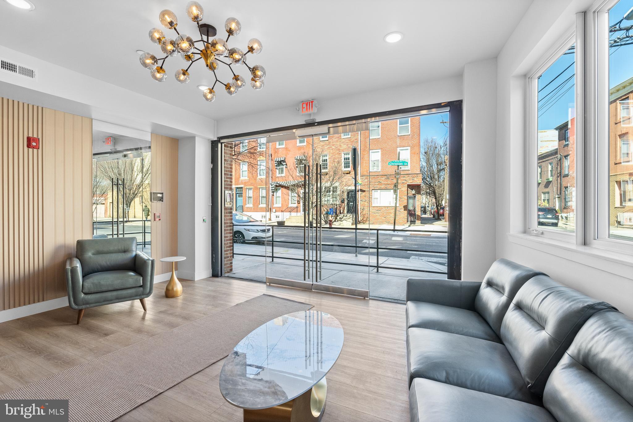QUEEN VILLAGE - Residential Lease