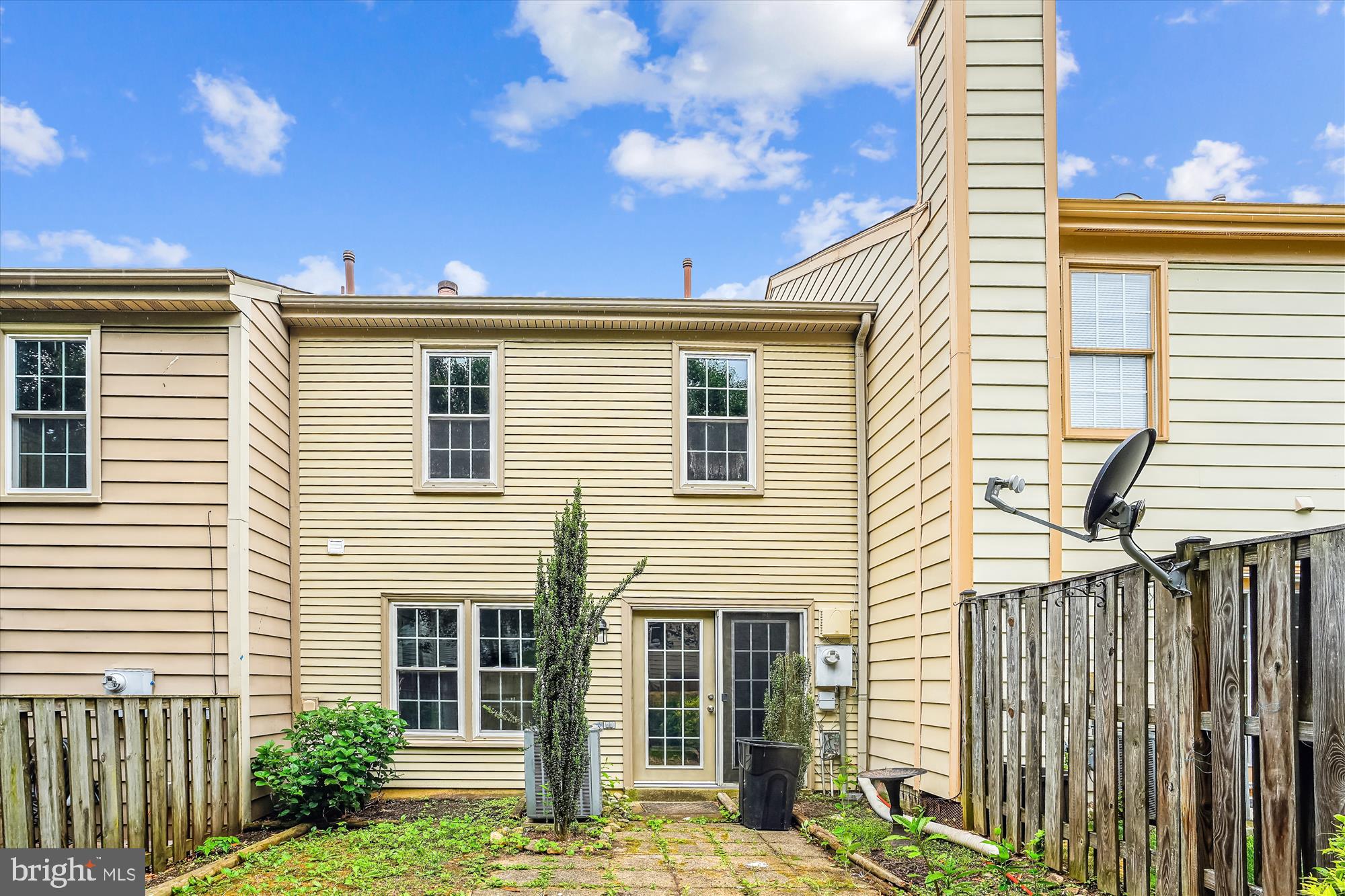 BALLANTRAYE - Residential Lease