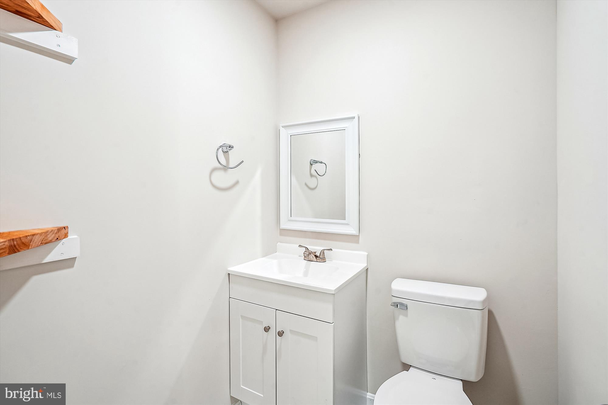 BALLANTRAYE - Residential Lease