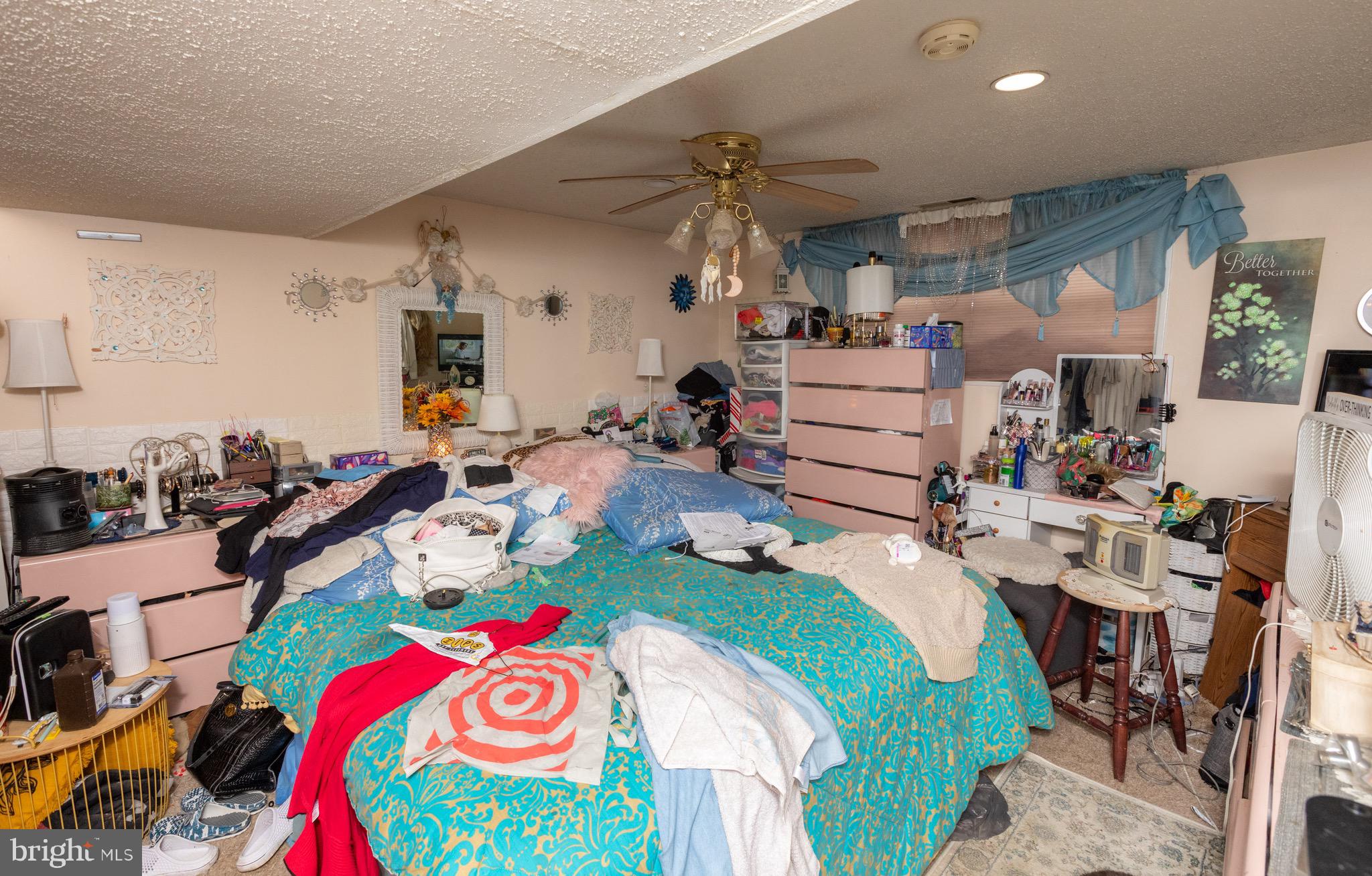 ANDALUSIA - Residential