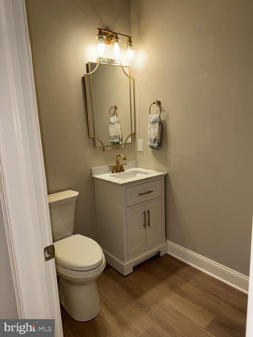 WALDEN SQUARE - Residential