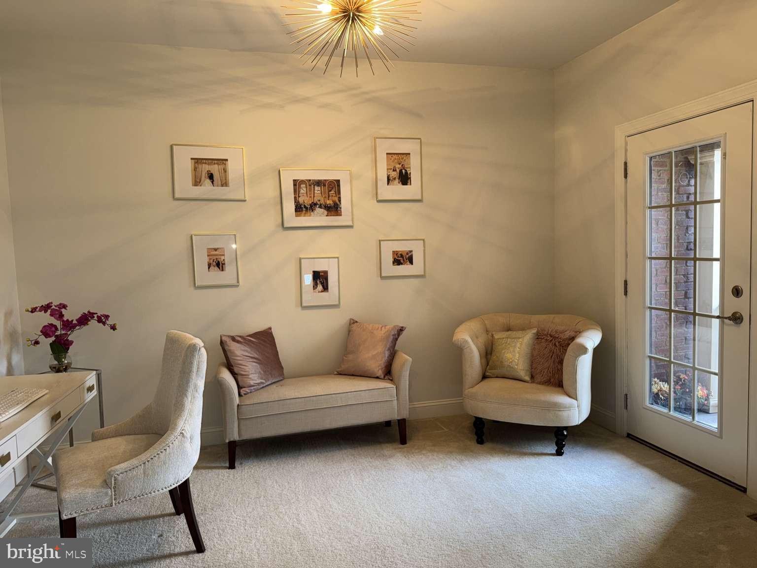 WALDEN SQUARE - Residential