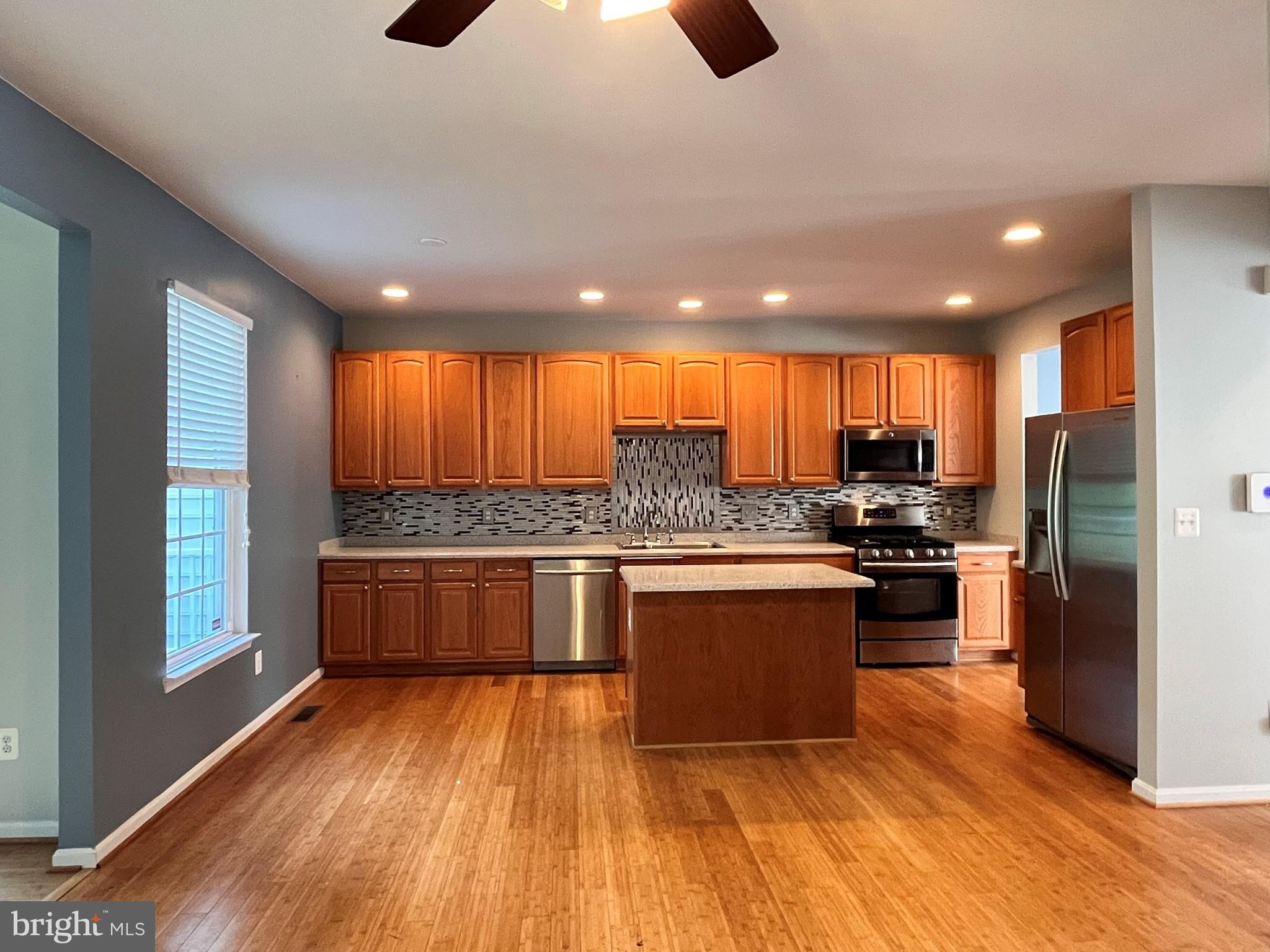 11821 MEDWAY CHURCH LOOP