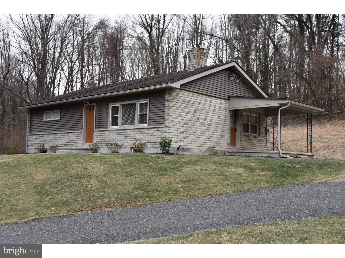 Recently remodeled 3Br, 1 Bath ranch home on country setting. You will like what you see in the Bern Twp home. Located just minutes to 183 and 222.