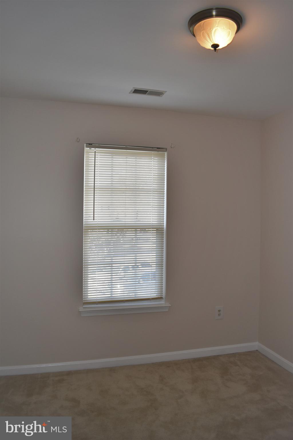 NEELSVILLE ESTATES - Residential Lease