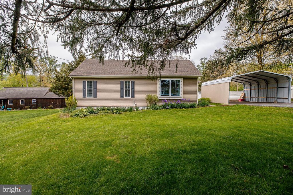 Photo of 403 W 28TH DIVISION HWY, LITITZ, PA 17543 (MLS # PALA2034378)