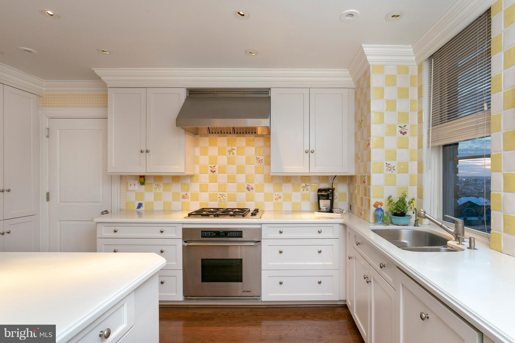 RITTENHOUSE SQUARE - Residential