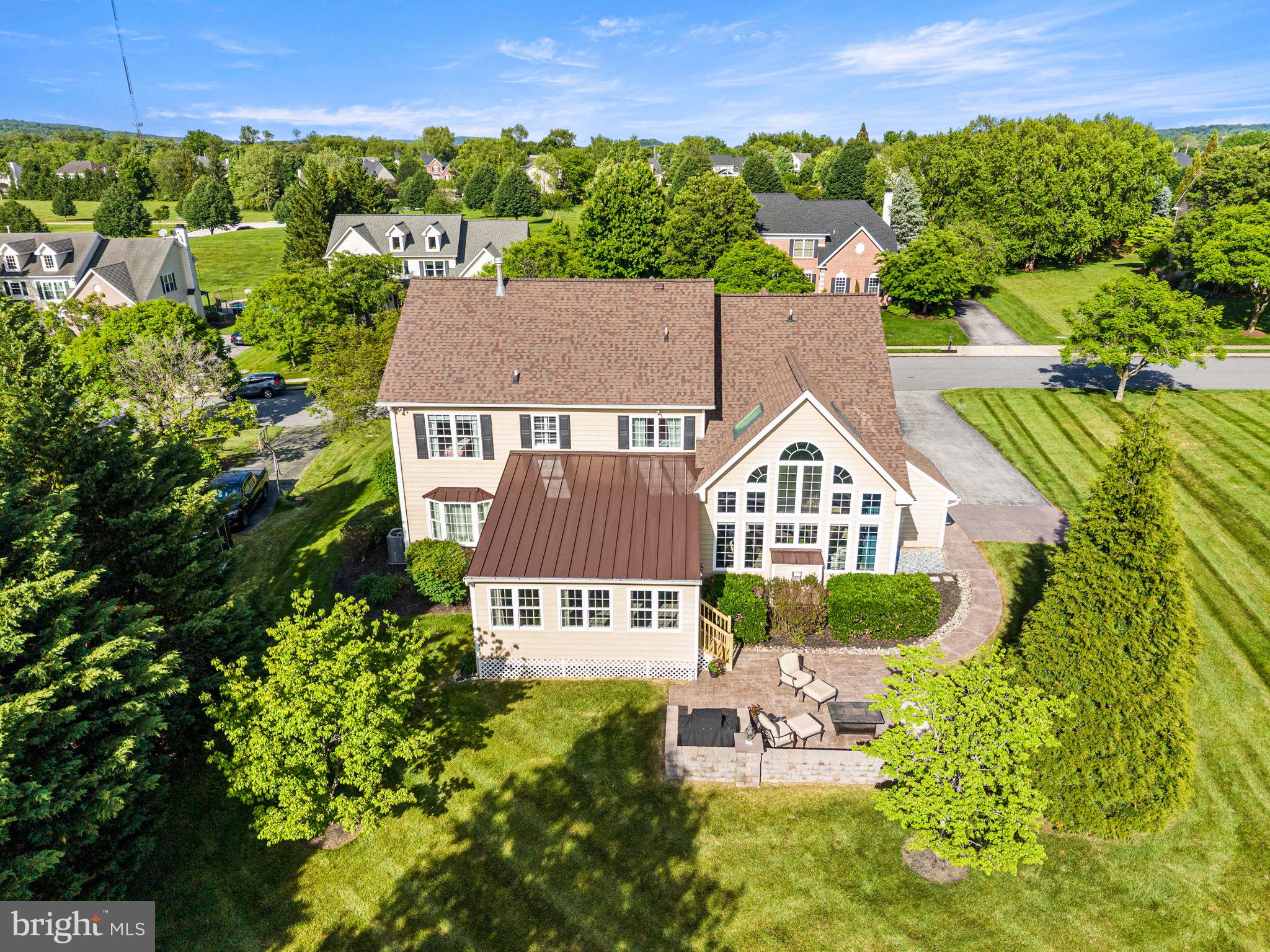 4 FAIRWIND LANE