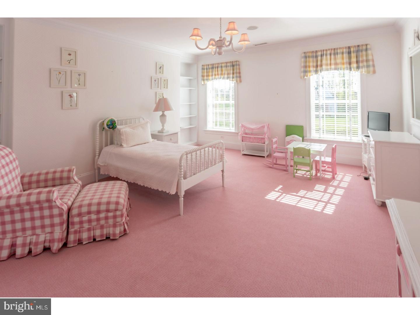 WHITE HORSE - Residential