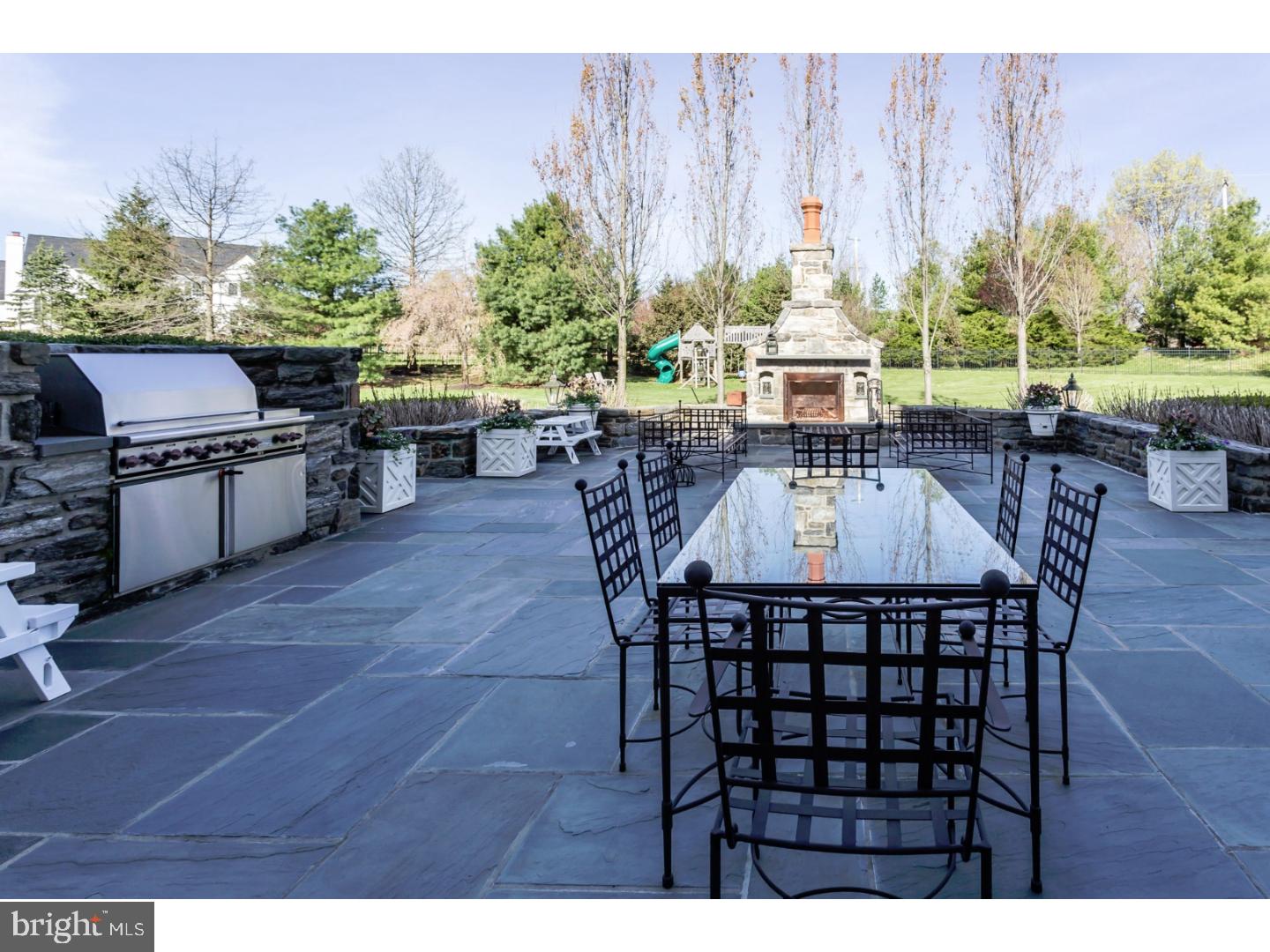 WHITE HORSE - Residential