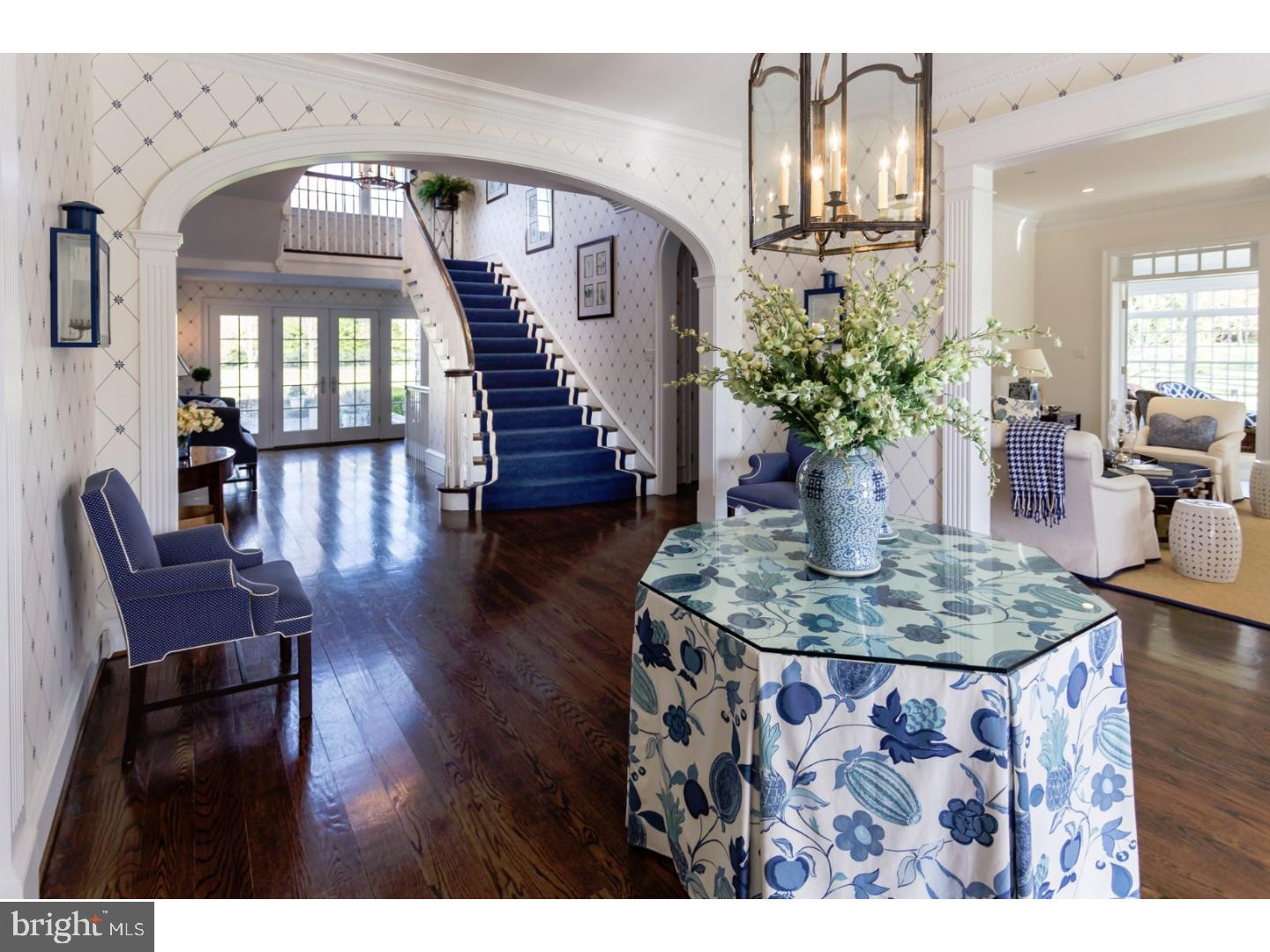 WHITE HORSE - Residential