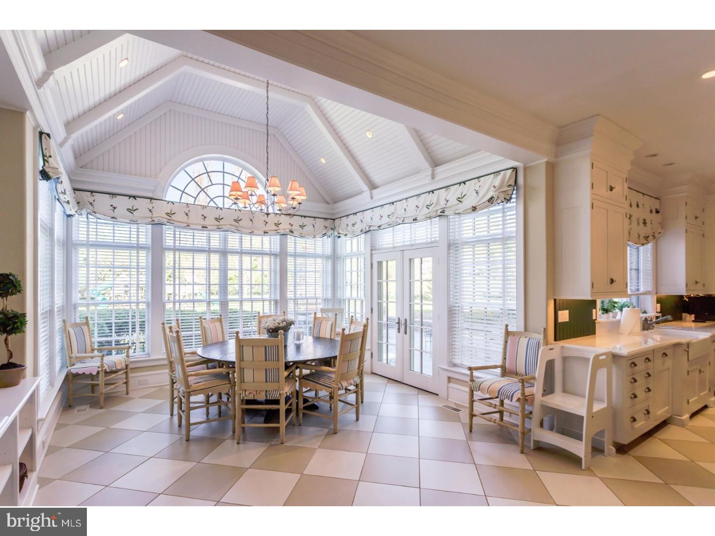 WHITE HORSE - Residential