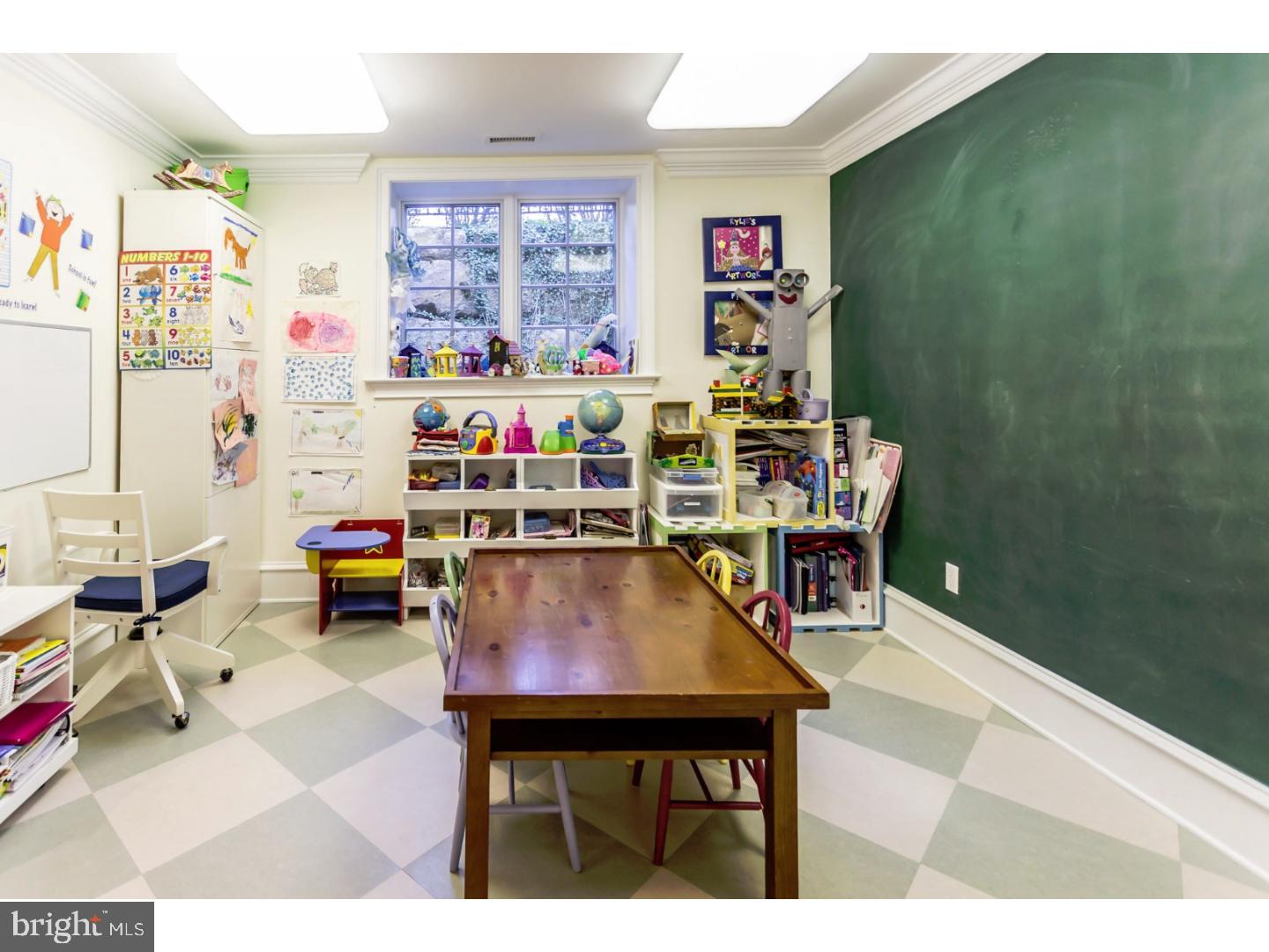 WHITE HORSE - Residential