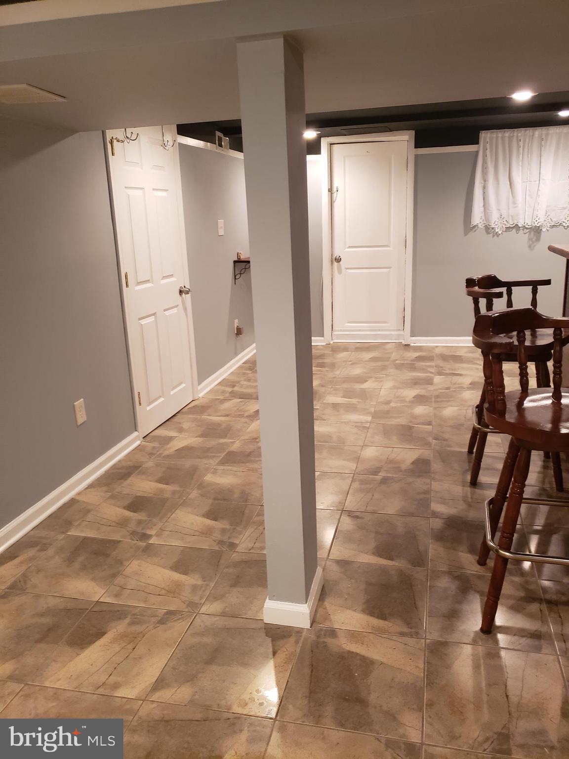 ARLINGTON - Residential