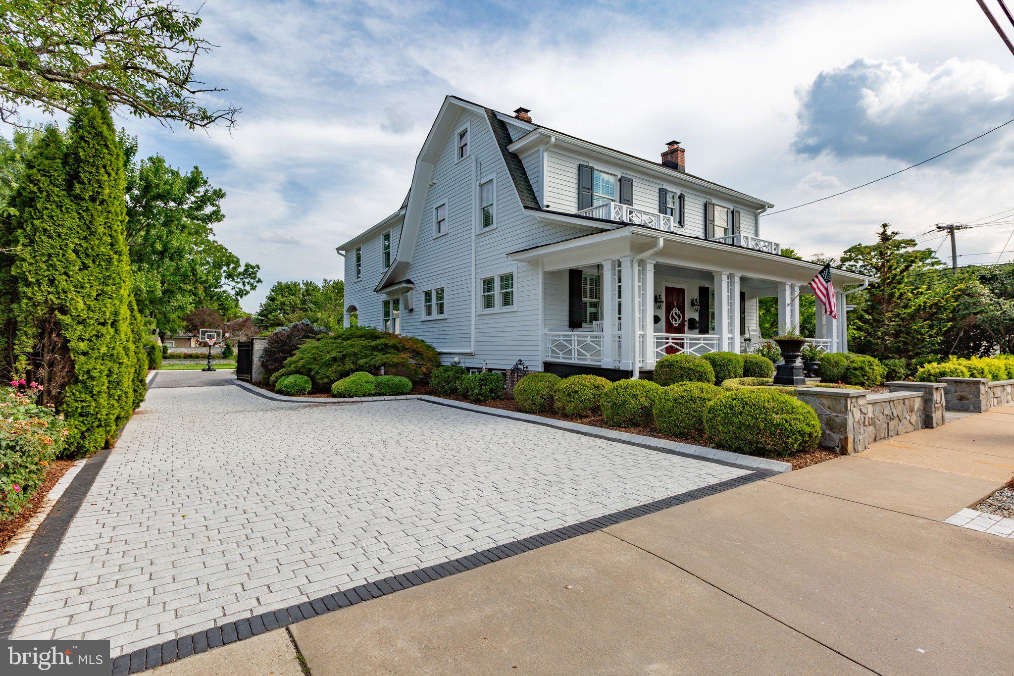 DOWNTOWN FREDERICKSBURG - Residential