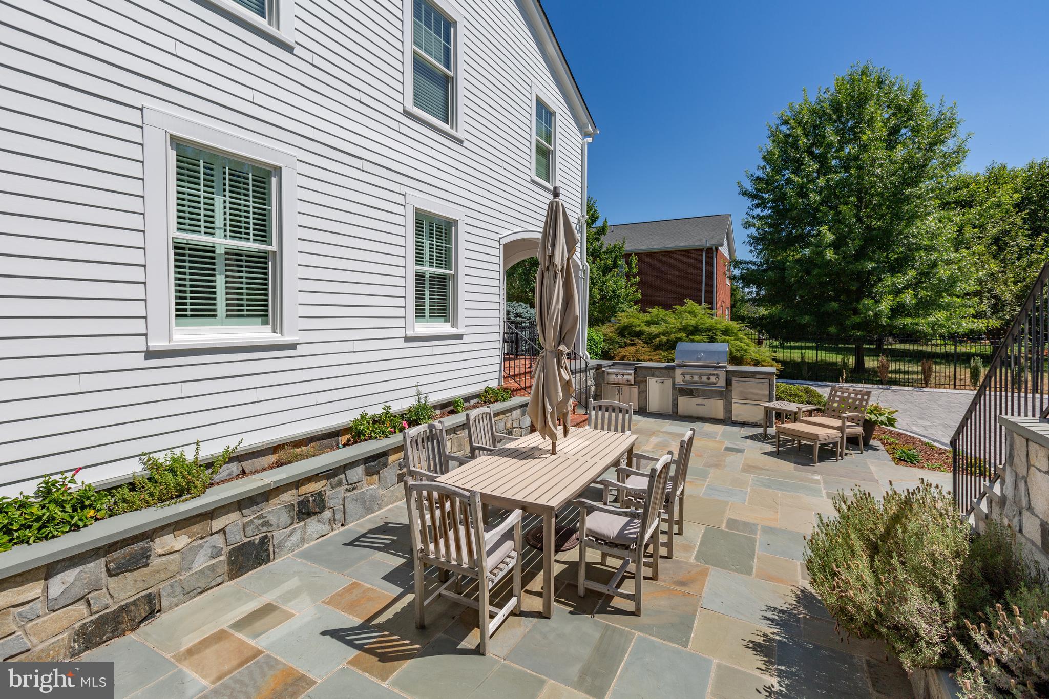 DOWNTOWN FREDERICKSBURG - Residential