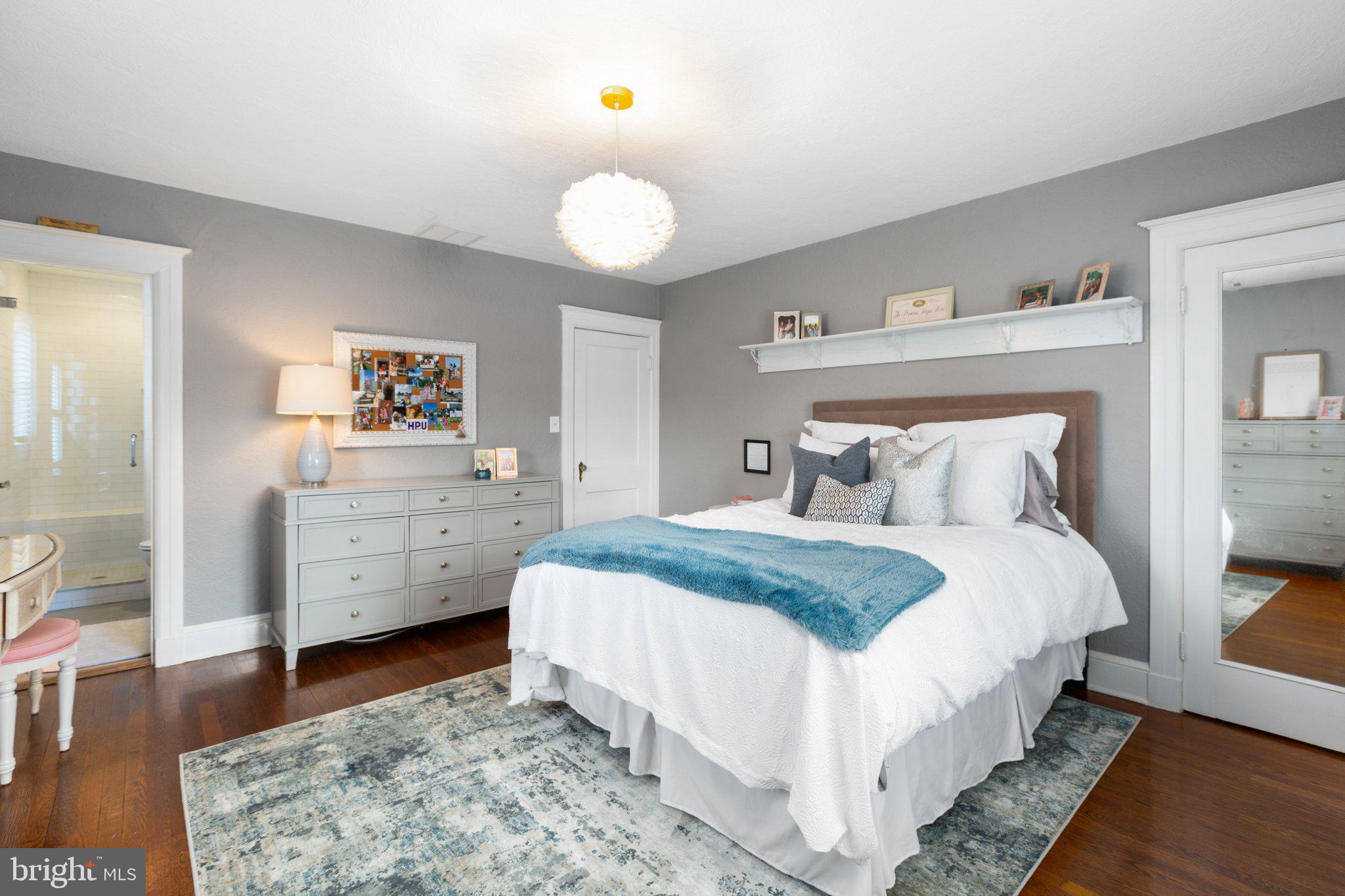 DOWNTOWN FREDERICKSBURG - Residential