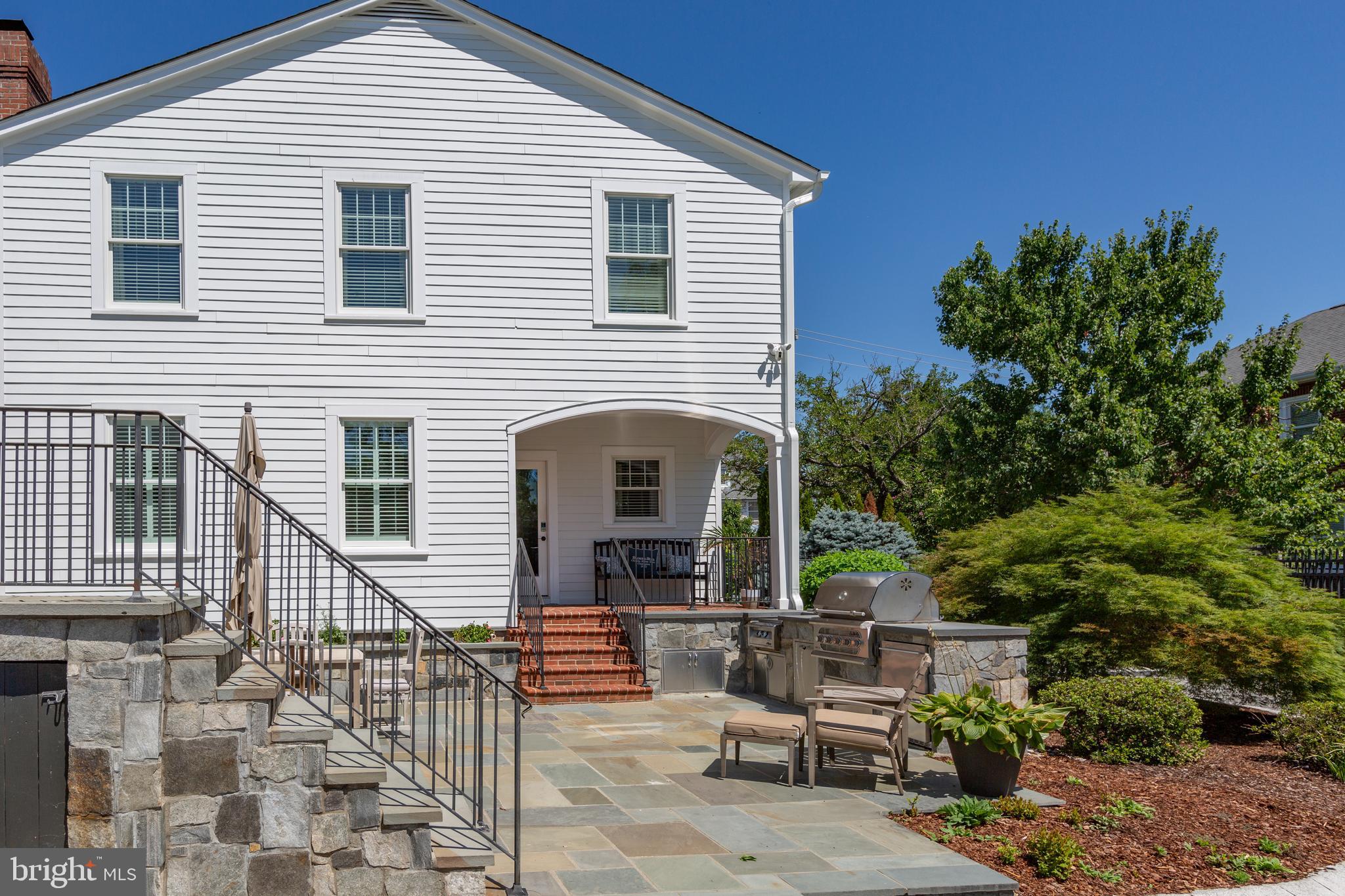 DOWNTOWN FREDERICKSBURG - Residential