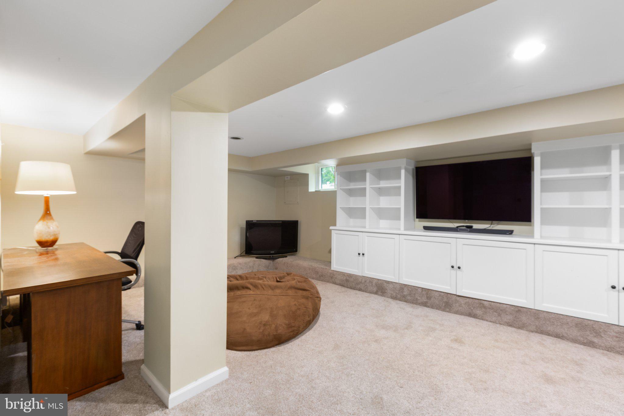 DOWNTOWN FREDERICKSBURG - Residential