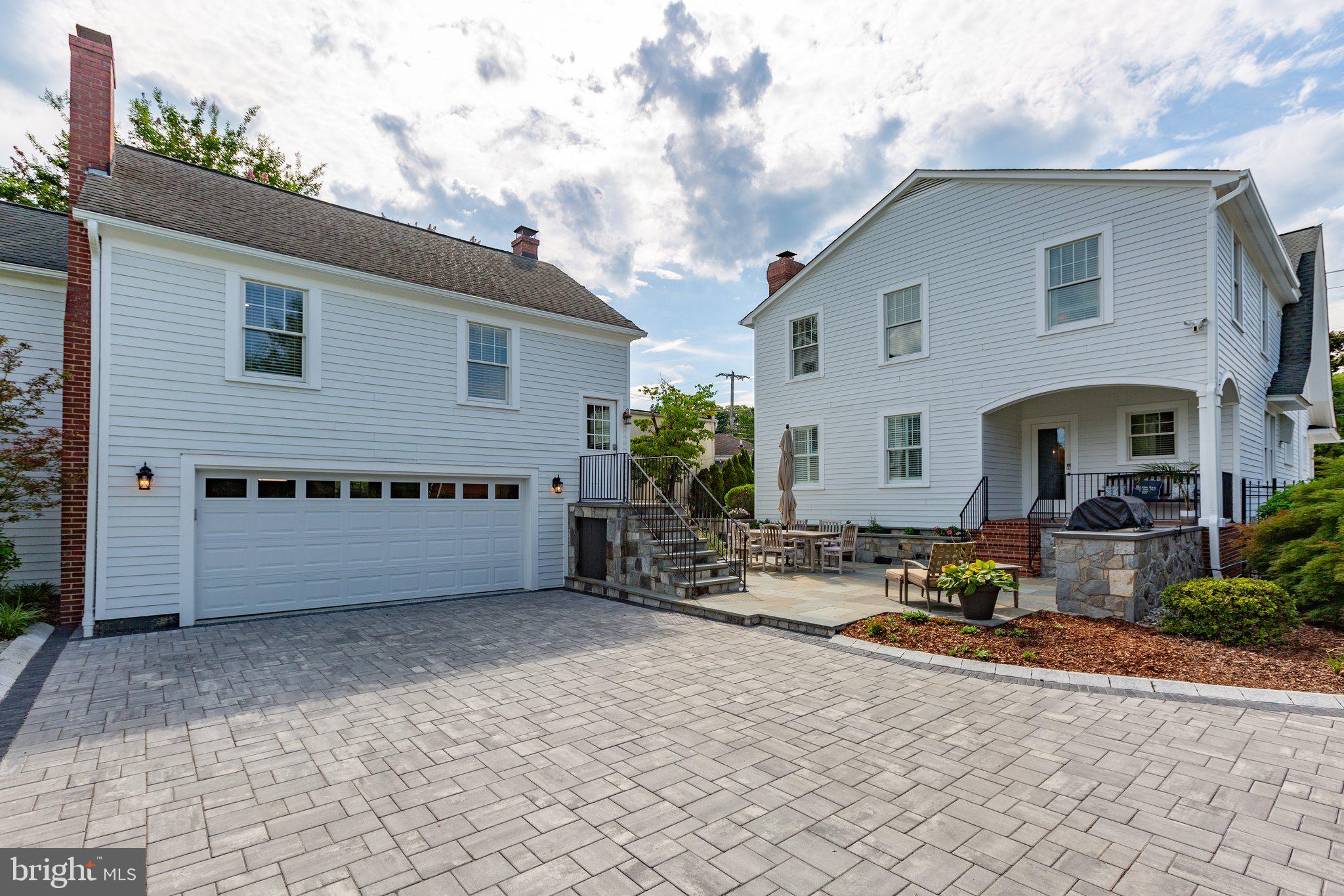 DOWNTOWN FREDERICKSBURG - Residential