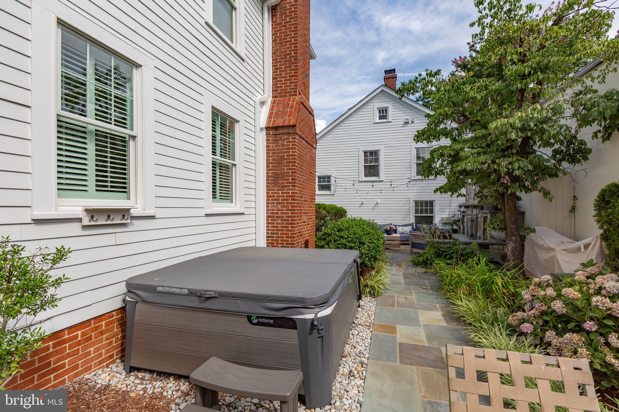 DOWNTOWN FREDERICKSBURG - Residential