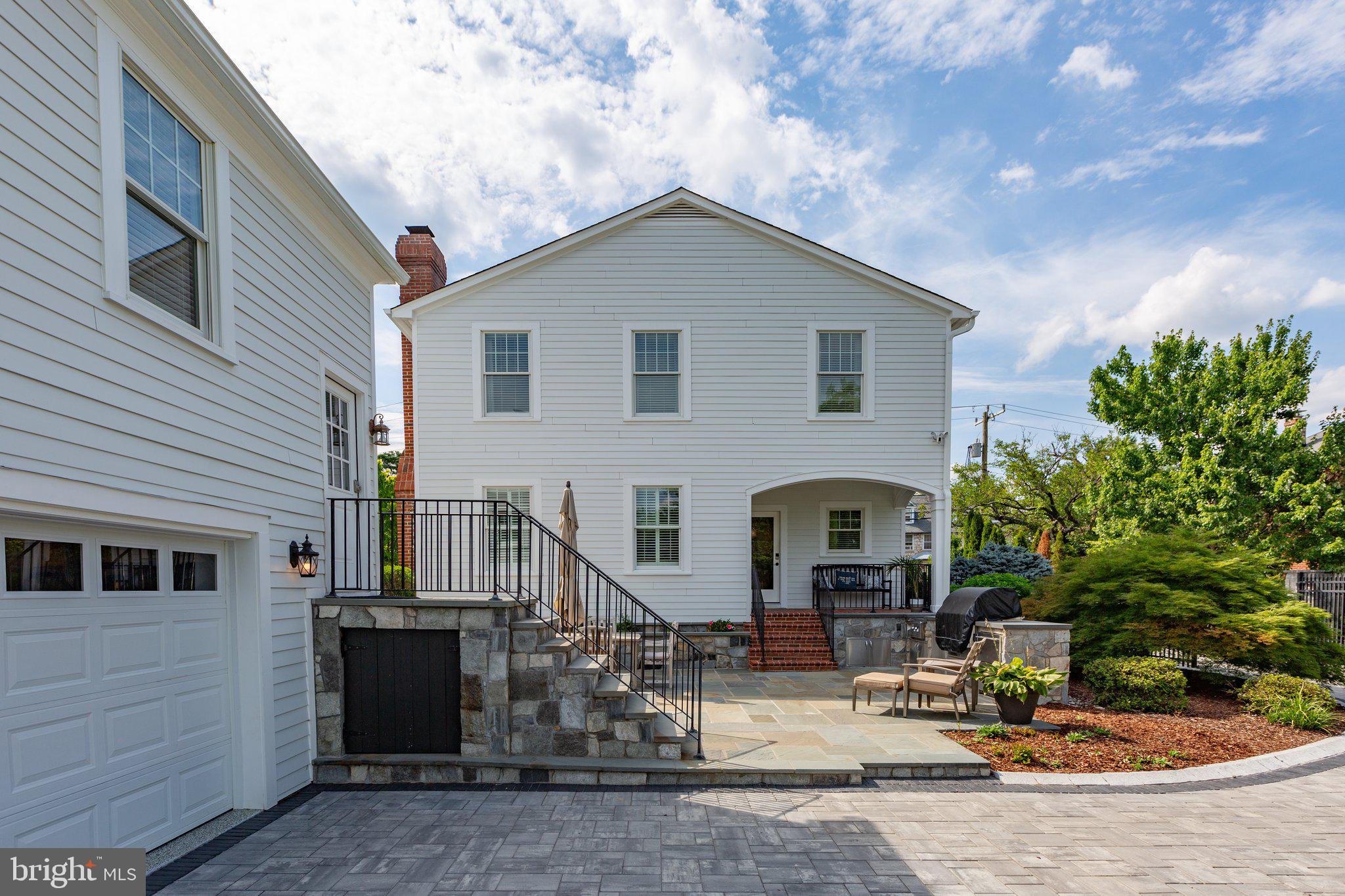 DOWNTOWN FREDERICKSBURG - Residential