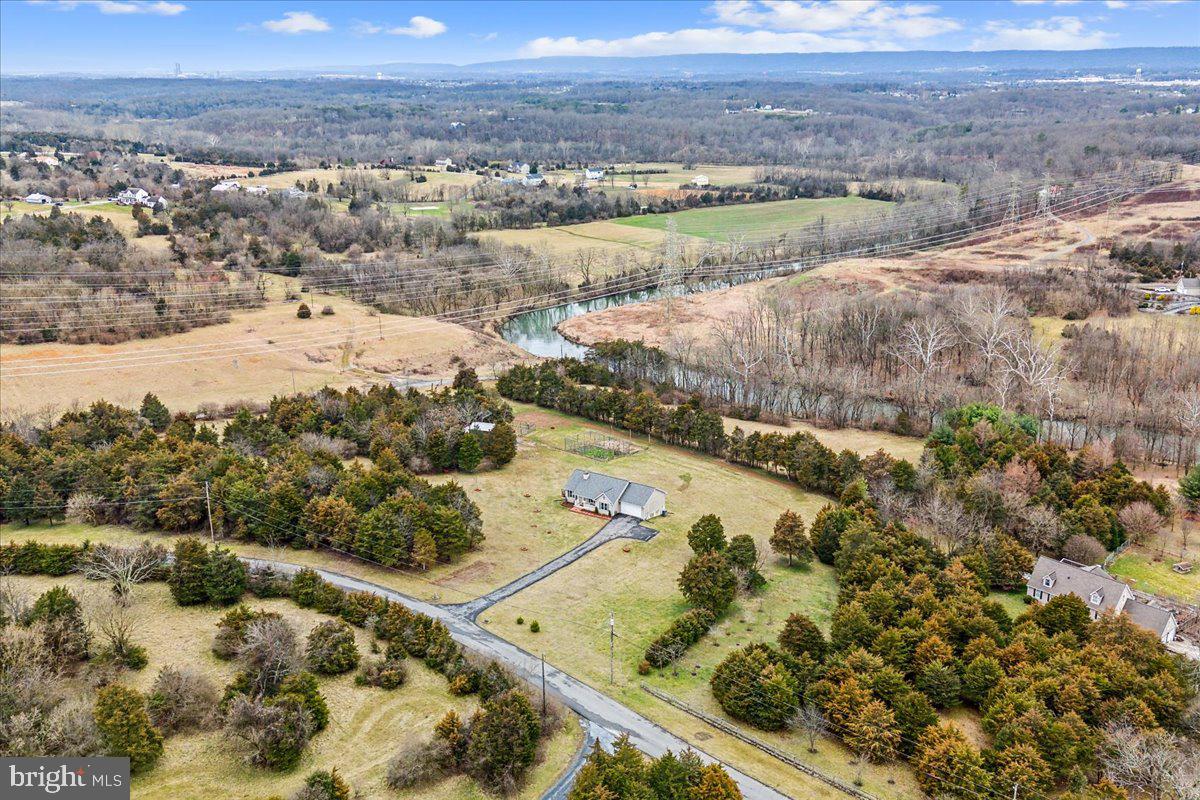 GREYSTONE ON THE OPEQUON - Residential