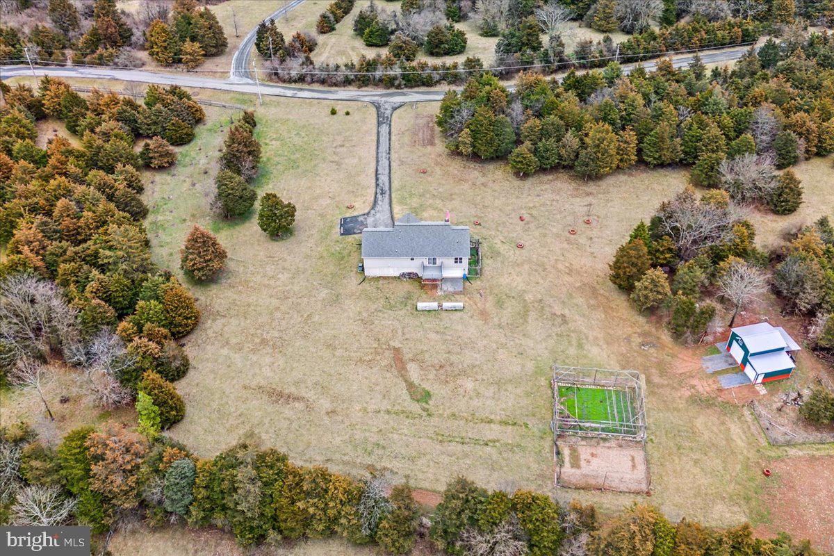 GREYSTONE ON THE OPEQUON - Residential