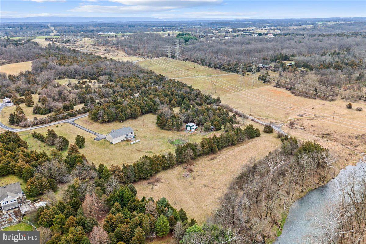 GREYSTONE ON THE OPEQUON - Residential