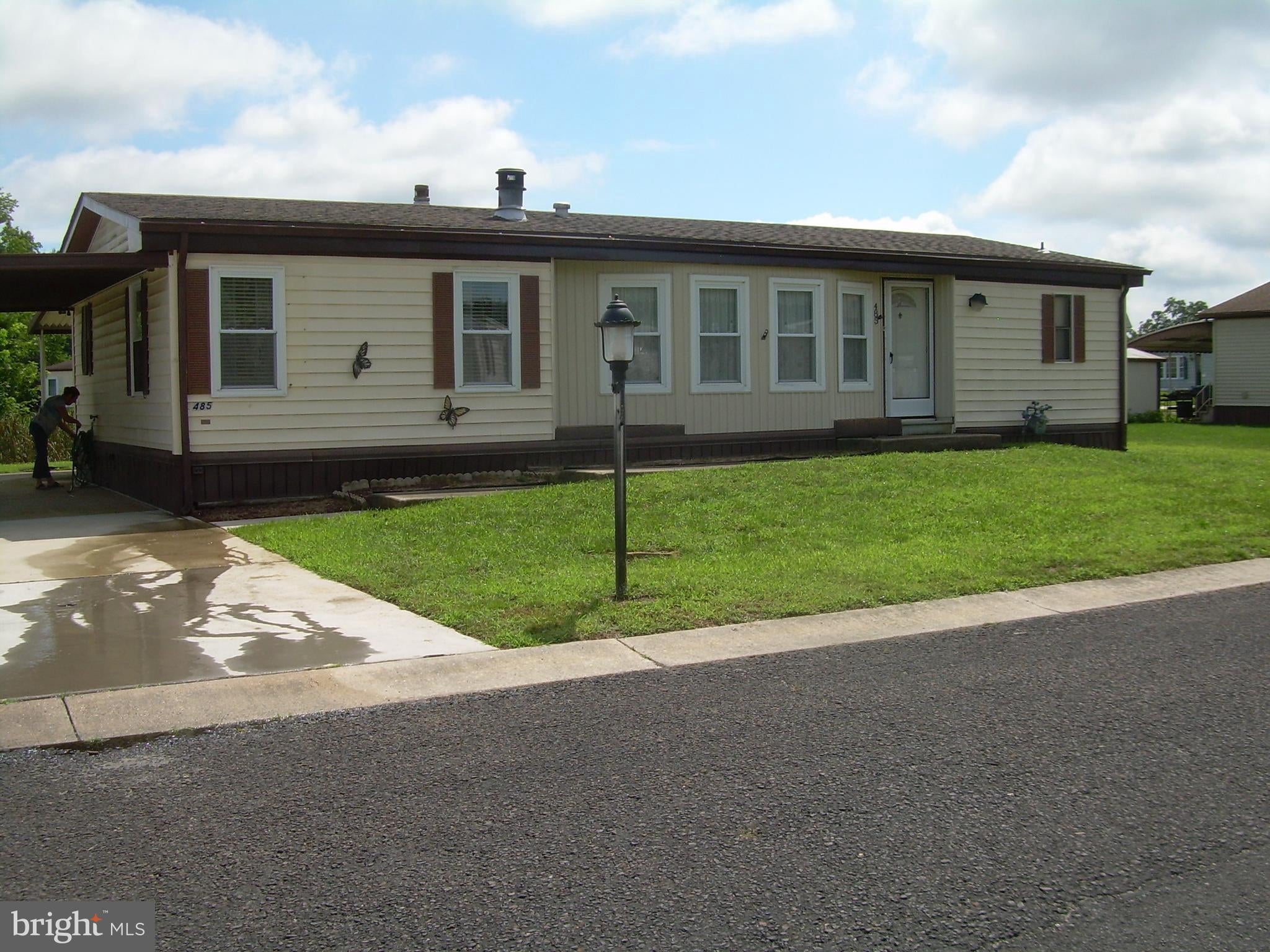 485 N PILGRAM WAY N 485