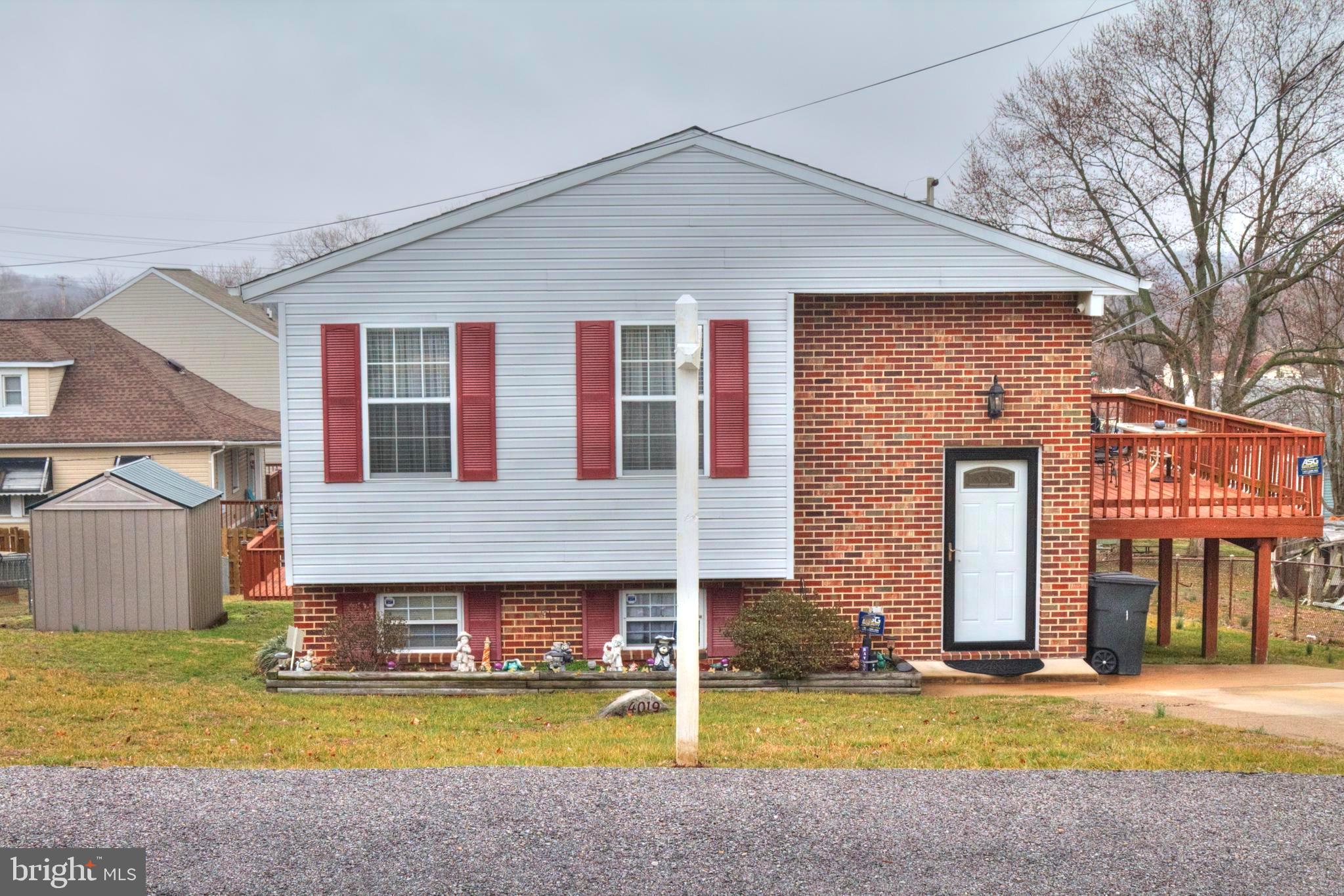 BALTIMORE HIGHLANDS - Residential