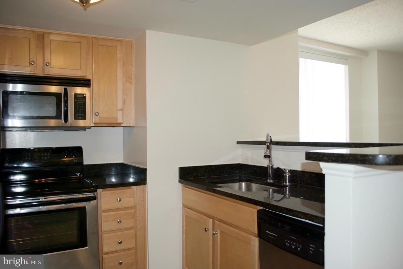 WESTVIEW AT BALLSTON METRO - Residential Lease