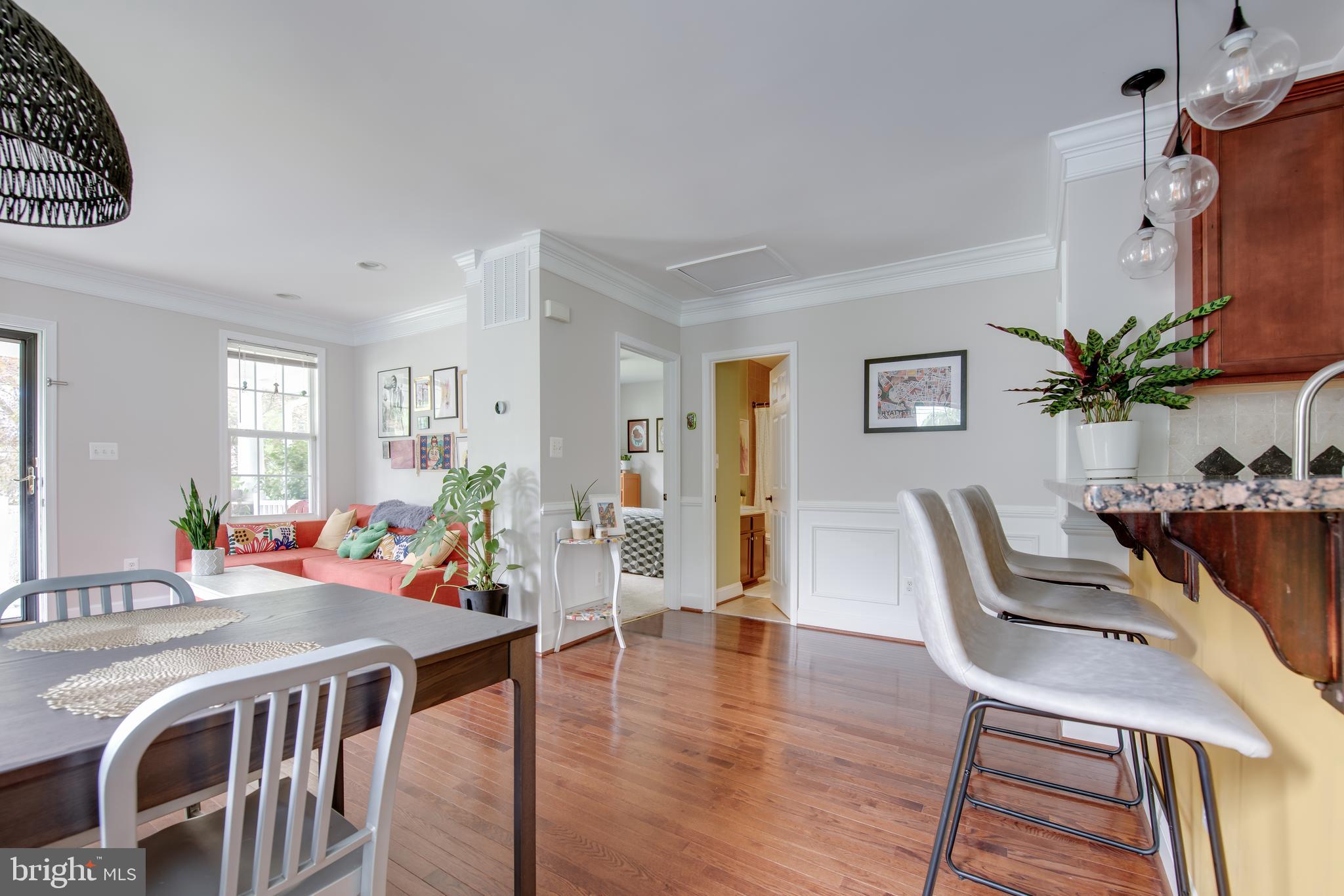 HYATTSVILLE HILLS - Residential