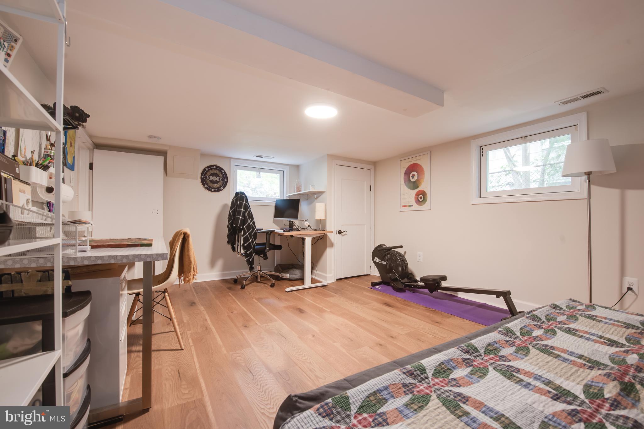 HYATTSVILLE HILLS - Residential