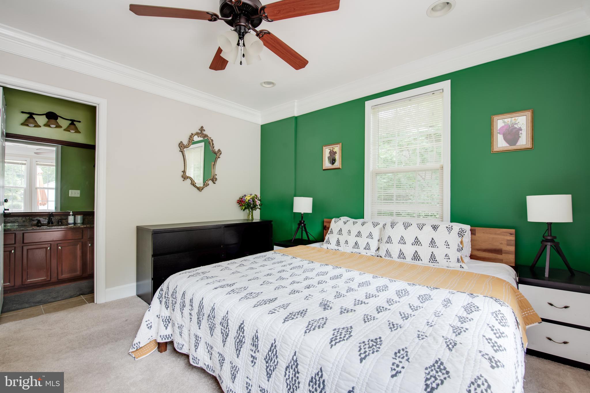 HYATTSVILLE HILLS - Residential