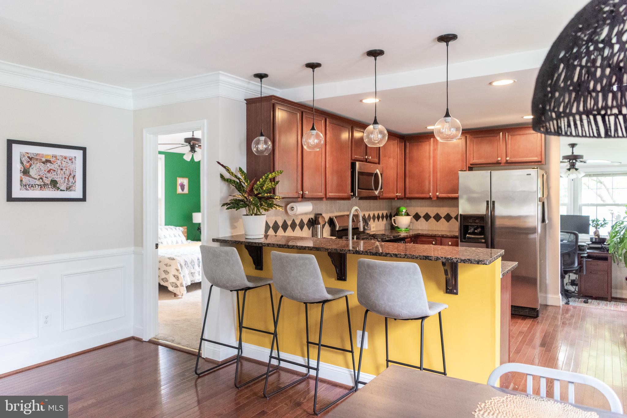 HYATTSVILLE HILLS - Residential