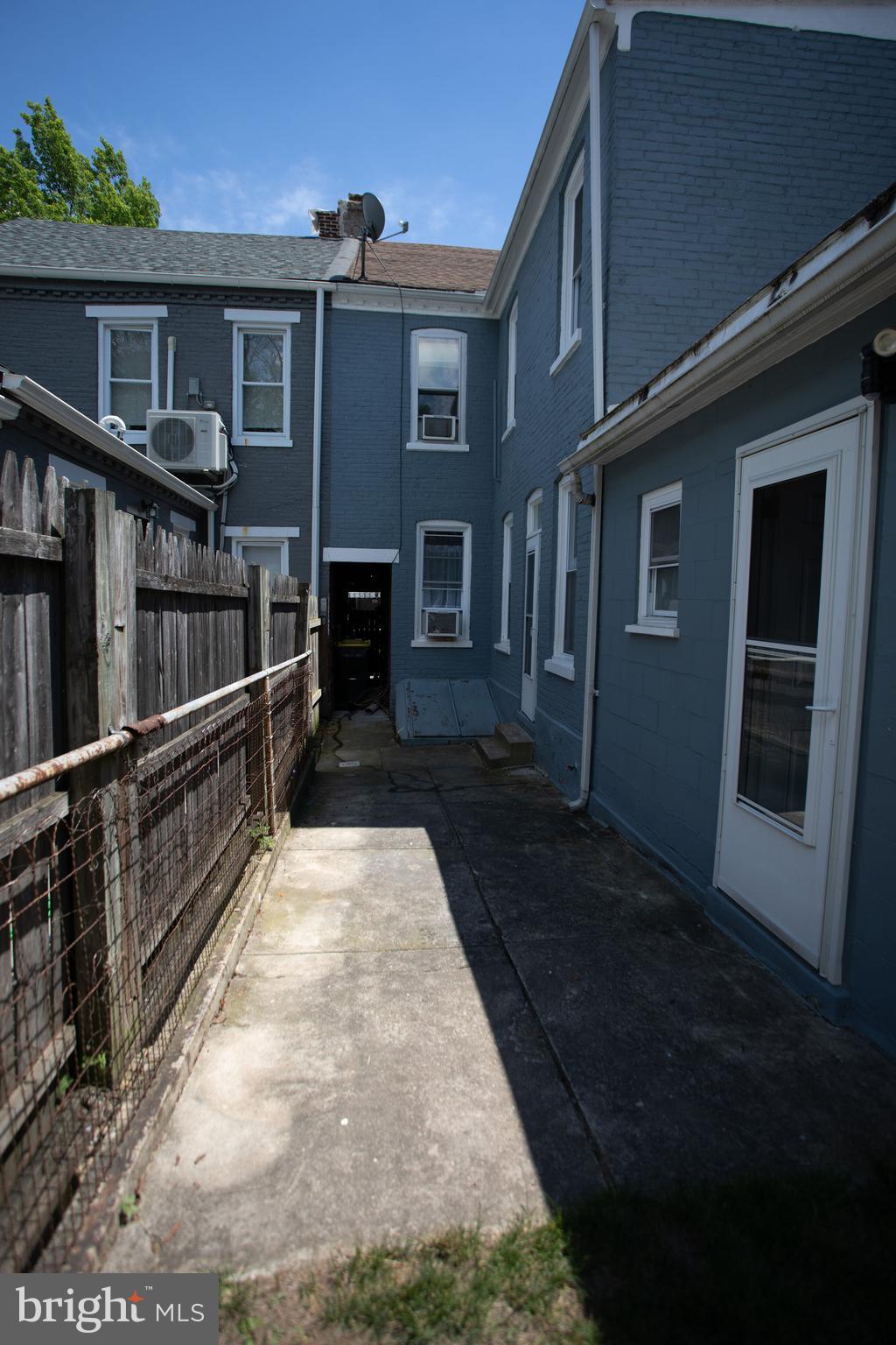 CABBAGE HILL - Residential