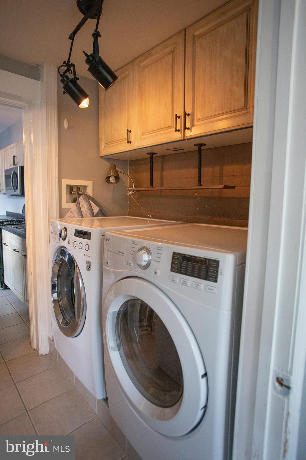 CABBAGE HILL - Residential