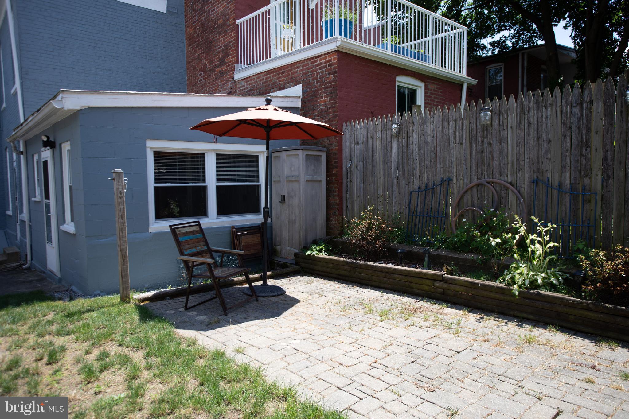 CABBAGE HILL - Residential