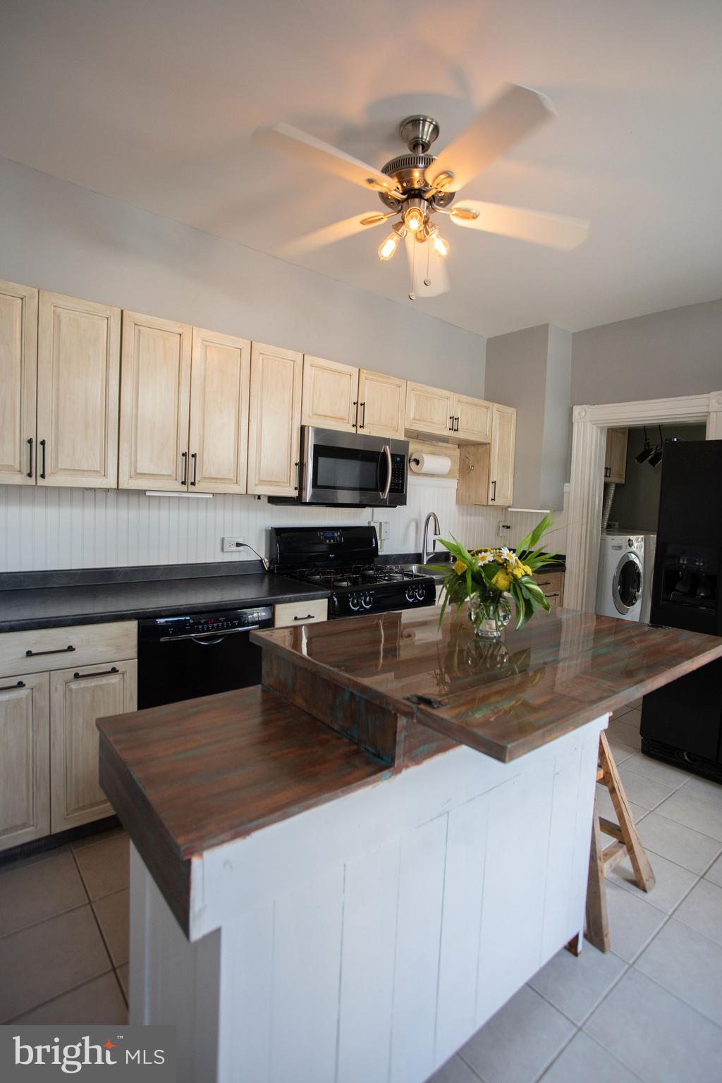 CABBAGE HILL - Residential