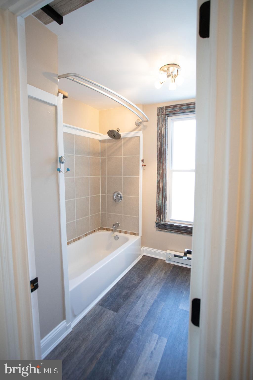 CABBAGE HILL - Residential