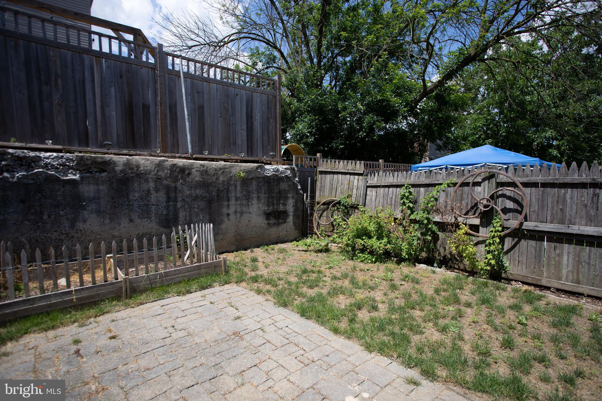 CABBAGE HILL - Residential