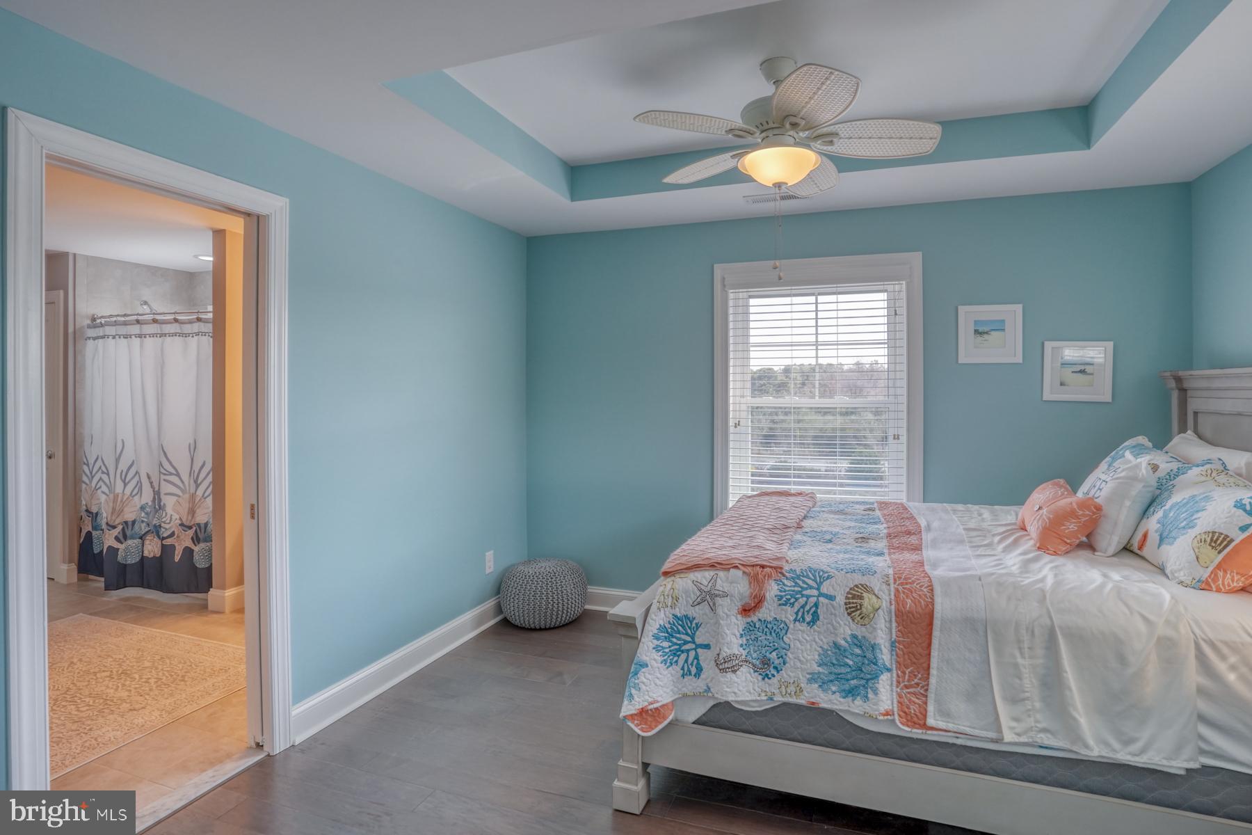 CAPE SHORES - Residential