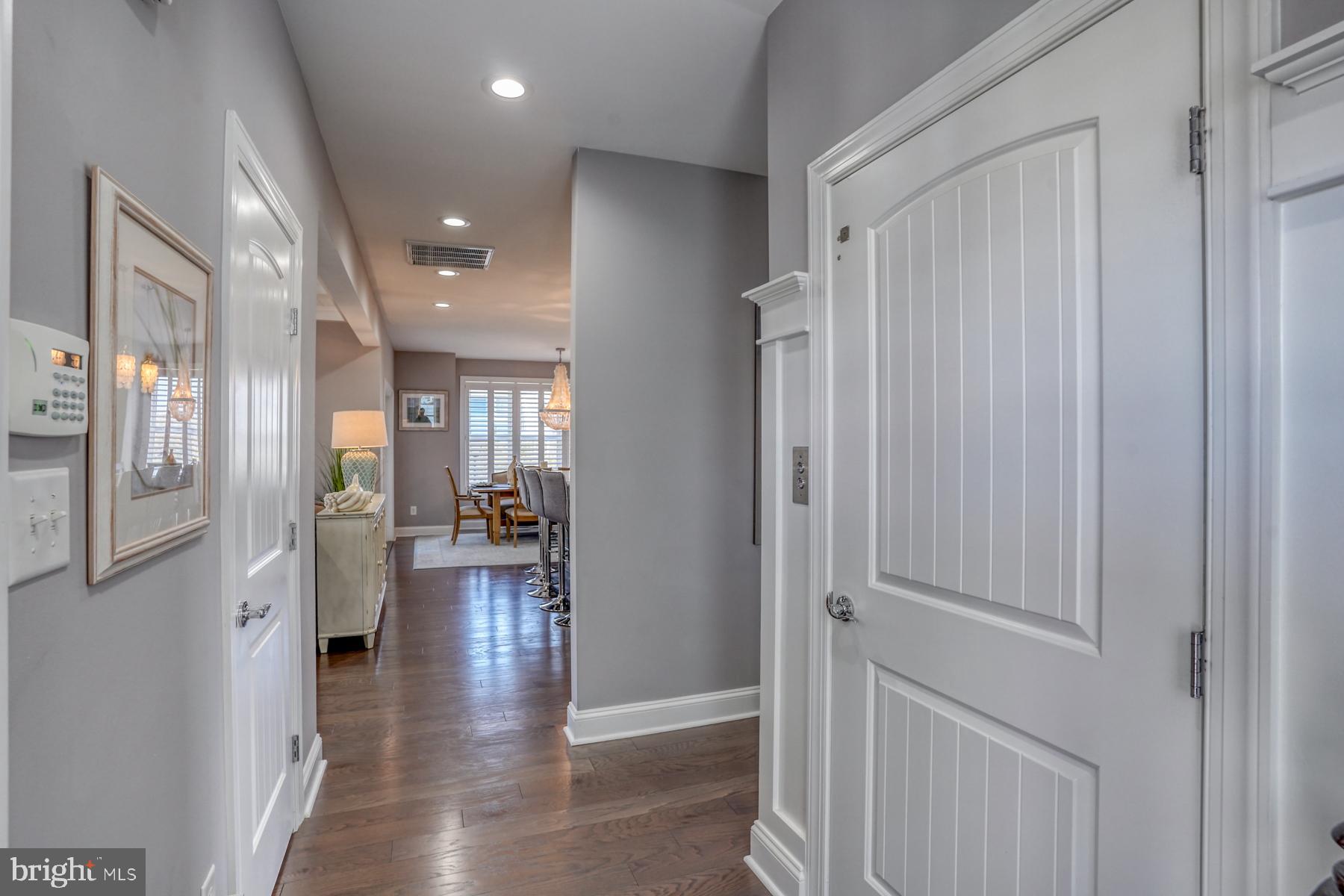 CAPE SHORES - Residential