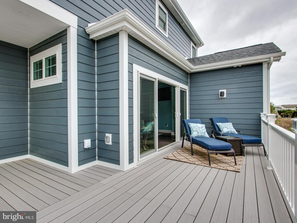 CAPE SHORES - Residential