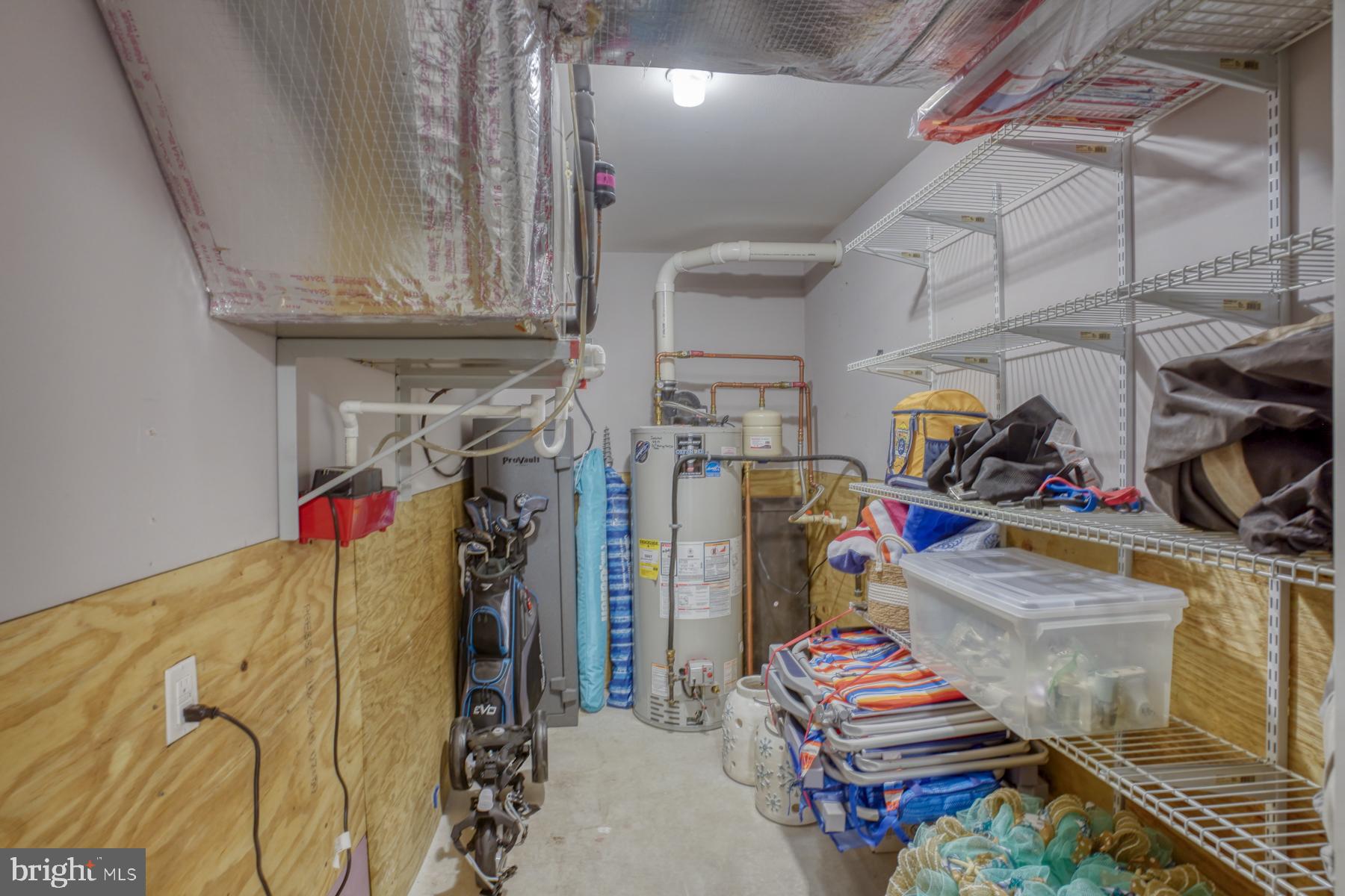 CAPE SHORES - Residential